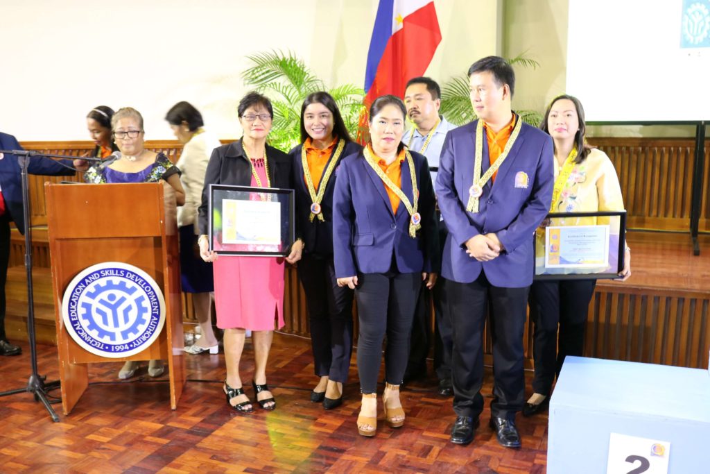 Tarlac Provincial Government Wins 2018 TESDA National Kabalikat Award